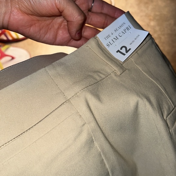 New with Tags Lane Bryant  slim Capri mid-Rise - Picture 5 of 6